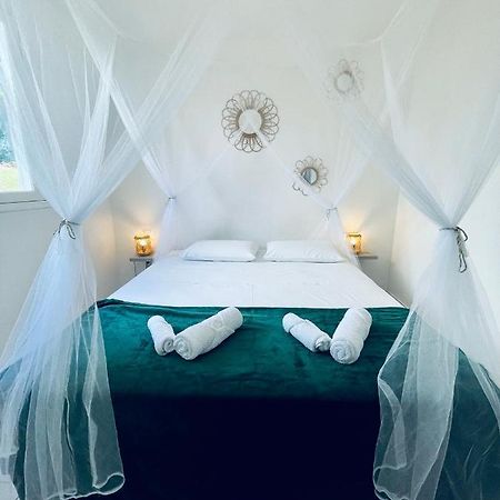 Appartement Cosy - Entre Nature Et Plages De Reve 르 고지에 외부 사진